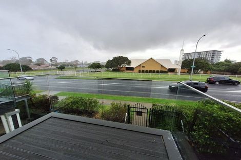 Photo of property in 1/8 Kerrs Road, Wiri, Auckland, 2104