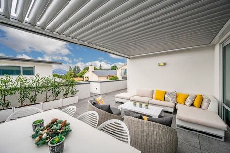 Photo of property in 15 Faulks Terrace, Wanaka, 9305