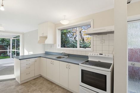 Photo of property in 10 Aztec Place, Redwood, Christchurch, 8051