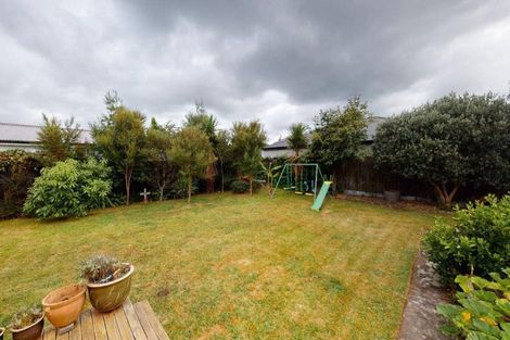 Photo of property in 6 Taranaki Street, Saint Johns Hill, Whanganui, 4501