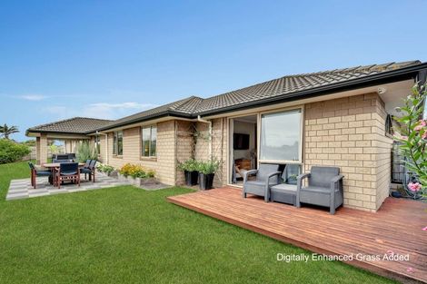 Photo of property in 12 Omana Avenue, Shelly Beach, Helensville, 0874