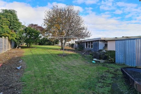 Photo of property in 11 Mona Avenue, Mangere Bridge, Auckland, 2022