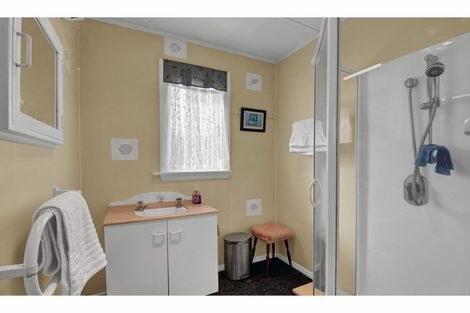 Photo of property in 14 Woodend Road, Woodend, 7610