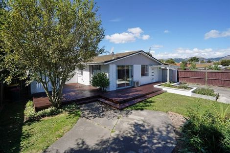 Photo of property in 2/275 Hendersons Road, Hoon Hay, Christchurch, 8025