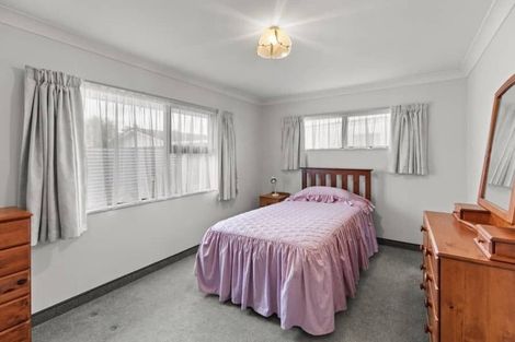 Photo of property in 156 Heretaunga Street, Palmerston North, 4414