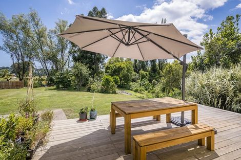 Photo of property in 531 Kawiu Road, Levin, 5572