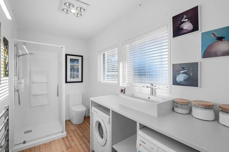 Photo of property in 305 Hibiscus Coast Highway, Orewa, 0931