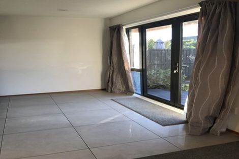 Photo of property in 5 Rhyl Place, Bryndwr, Christchurch, 8053