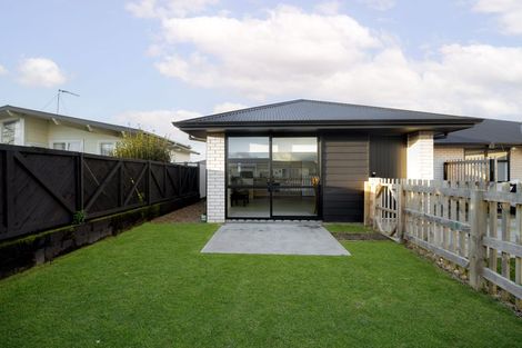 Photo of property in 2u2 Grange Avenue, Nawton, Hamilton, 3200