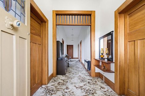 Photo of property in 176 Winchester Street, Levin, 5510