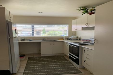 Photo of property in 3 Carlas Way, Ranui, Auckland, 0612