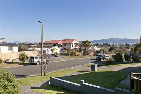 Photo of property in 24 Hammersmith Street, Richmond Heights, Taupo, 3330