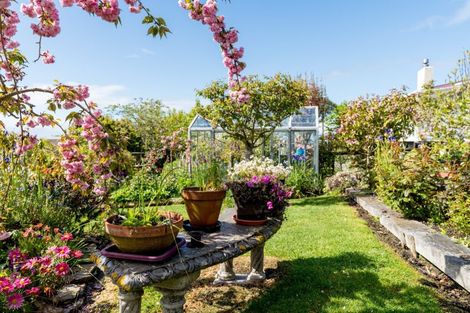 Photo of property in 59 Isadore Road, Saint Clair, Dunedin, 9012