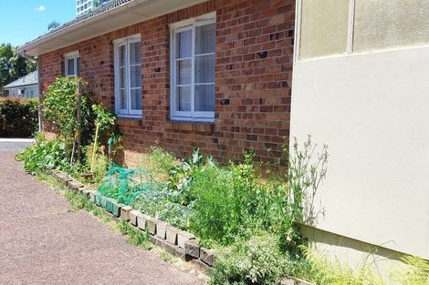 Photo of property in 1/19 Huron Street, Takapuna, Auckland, 0622