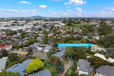 Photo of property in 1/57 Hatherlow Street, Glenfield, Auckland, 0629