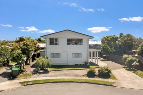 Photo of property in 10 Cornwall Place, Stoke, Nelson, 7011