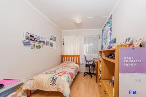 Photo of property in 3 Mulberry Place, Glenfield, Auckland, 0629