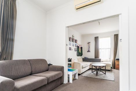 Photo of property in 32 Cambridge Street, Milson, Palmerston North, 4414