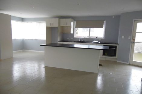 Photo of property in 120 Hillcrest Road, Papatoetoe, Auckland, 2025