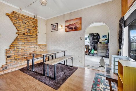 Photo of property in 288 South Road, Hawera, 4610
