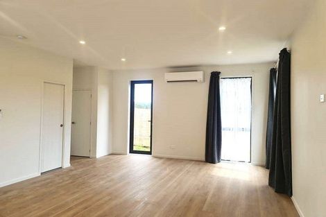 Photo of property in 42c Don Buck Road, Massey, Auckland, 0614