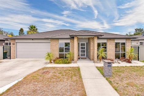 Photo of property in 28 Ancroft Street, Papakura, 2110
