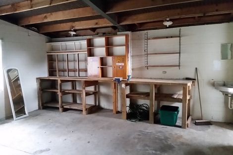 Photo of property in 16 Kotare Street, Waikanae, 5036