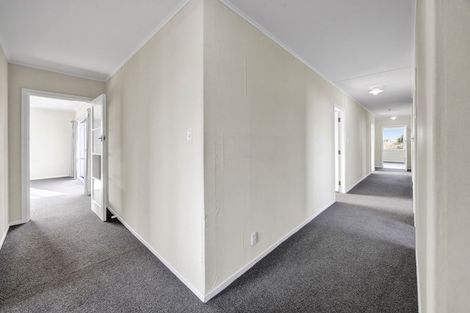 Photo of property in 198 Beaconsfield Road, Midhirst, Stratford, 4394