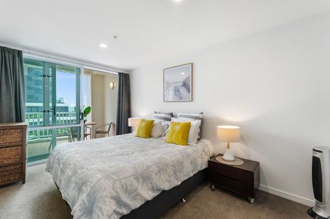 Photo of property in 12 Maunganui Road, Mount Maunganui, 3116