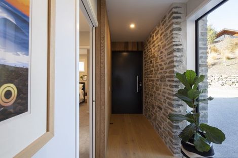 Photo of property in 11a Double Cone Road, Jacks Point, Queenstown, 9371