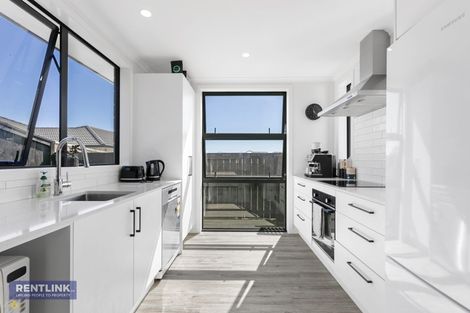 Photo of property in 25b Kiritiana Close, Pyes Pa, Tauranga, 3112