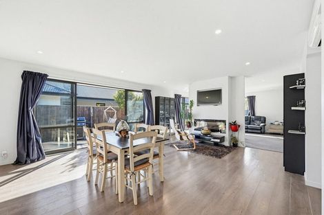 Photo of property in 19 Wakeman Way, Kaiapoi, 7630