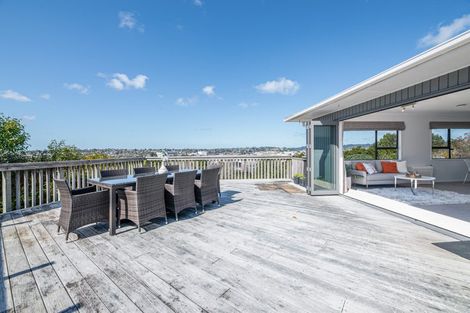 Photo of property in 9 Dundas Place, Henderson, Auckland, 0612