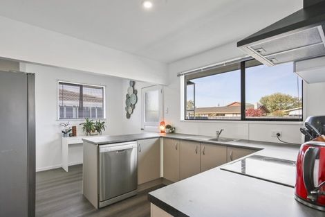 Photo of property in 4a Kinley Street, Rangiora, 7400