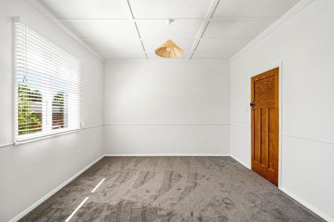 Photo of property in 2 Mcvay Street, Napier South, Napier, 4110