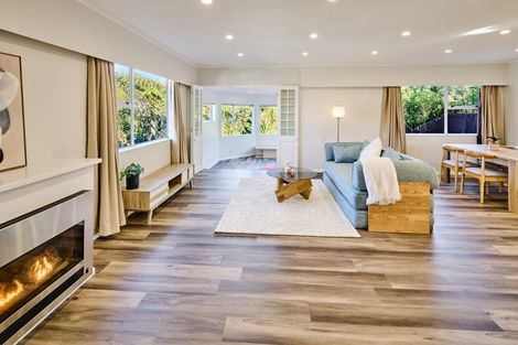 Photo of property in 18 Eastview Grove, Normandale, Lower Hutt, 5010