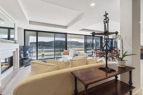 Photo of property in 4/308 Oriental Parade, Oriental Bay, Wellington, 6011