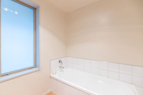 Photo of property in 24 Rochester Crescent, Rolleston, 7614