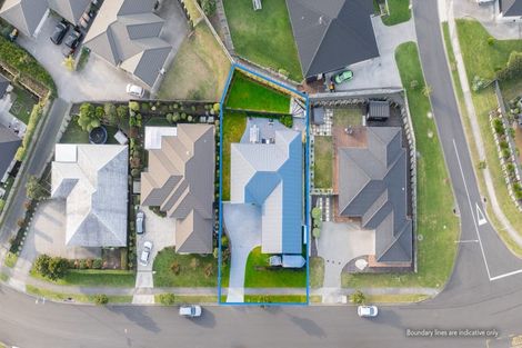 Photo of property in 32 Ballintoy Park Drive, Welcome Bay, Tauranga, 3175