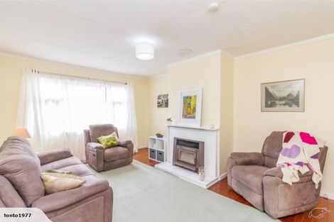 Photo of property in 32 Petherick Street, Taita, Lower Hutt, 5011