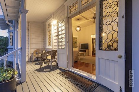 Photo of property in 30-32 Great North Road, Riverhead, 0820