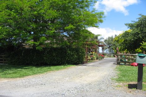 Photo of property in 98 Oira Road, Karaka, Drury, 2578