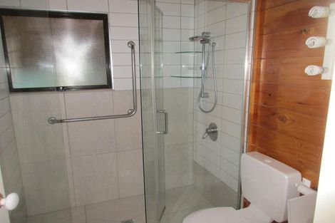 Photo of property in 21 Oriwa Street, Waikanae, 5036