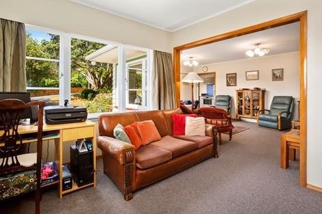 Photo of property in 52 Chester Road, Tawa, Wellington, 5028