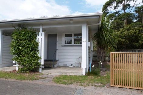 Photo of property in 150 One Tree Point Road, One Tree Point, 0118
