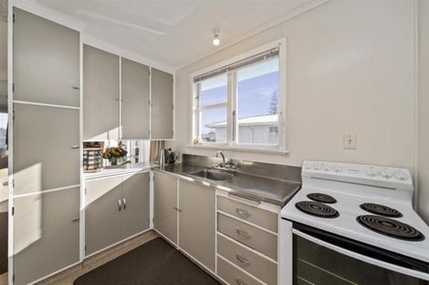 Photo of property in 22 Murray Avenue, Hawera, 4610