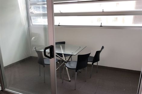 Photo of property in 202/17 Osterley Way, Manukau, Auckland, 2104