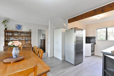 Photo of property in 100 Kereru Road, Maraekakaho, Hastings, 4171