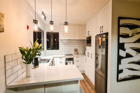 Photo of property in 6 Heaphy Place, Casebrook, Christchurch, 8051