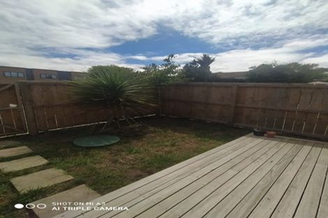 Photo of property in 2/41 Routley Drive, Glen Eden, Auckland, 0602